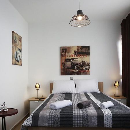 Nenas House Apartment Nea Iraklitsa ภายนอก รูปภาพ