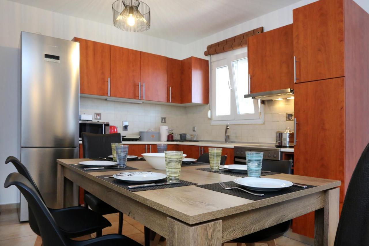 Nenas House Apartment Nea Iraklitsa ภายนอก รูปภาพ