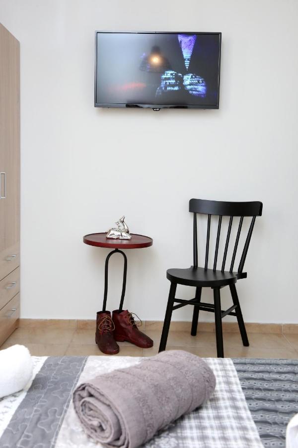 Nenas House Apartment Nea Iraklitsa ภายนอก รูปภาพ